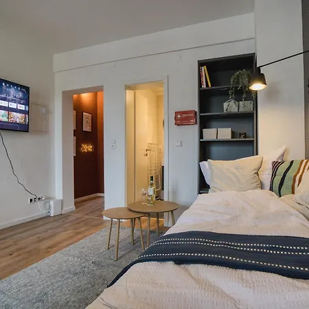 Downtown City-center - Zachastay 3*